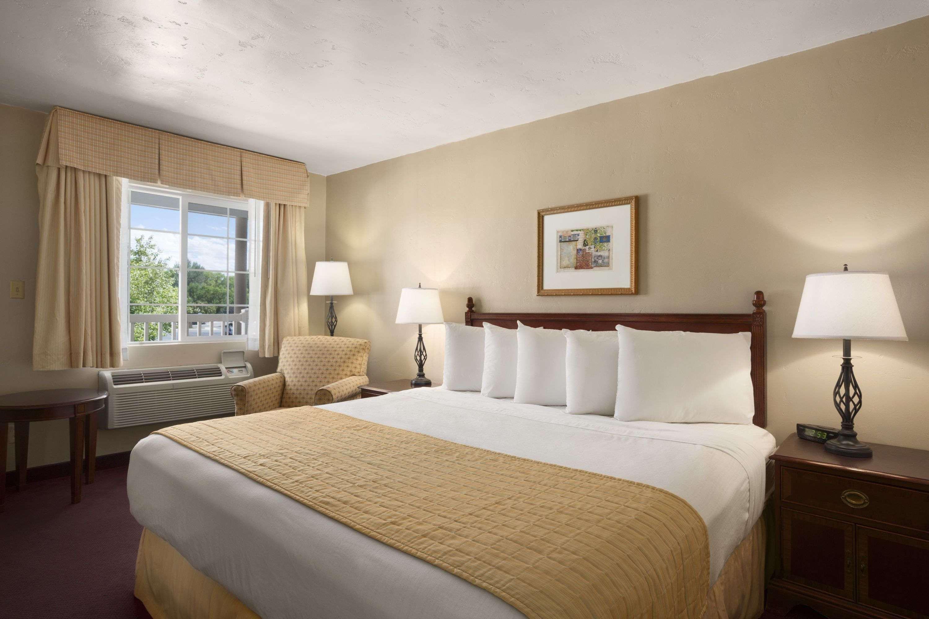 Days Inn By Wyndham Montrose Dış mekan fotoğraf